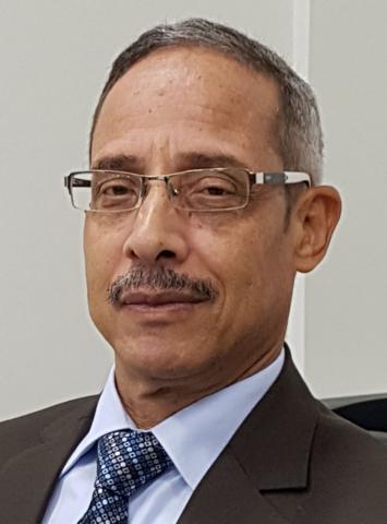 الكاتب سيد عبد المالك
