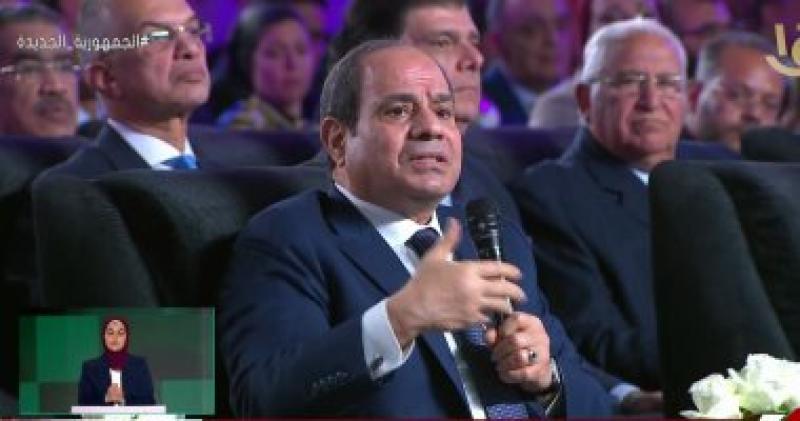 الرئيس السيسي: كل المبادرات محل تقدير ودعم.. والزراعة لها أهمية خاصة