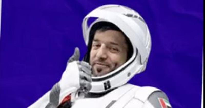 لدكتور سلطان النيادى رائد الفضاء الإماراتى