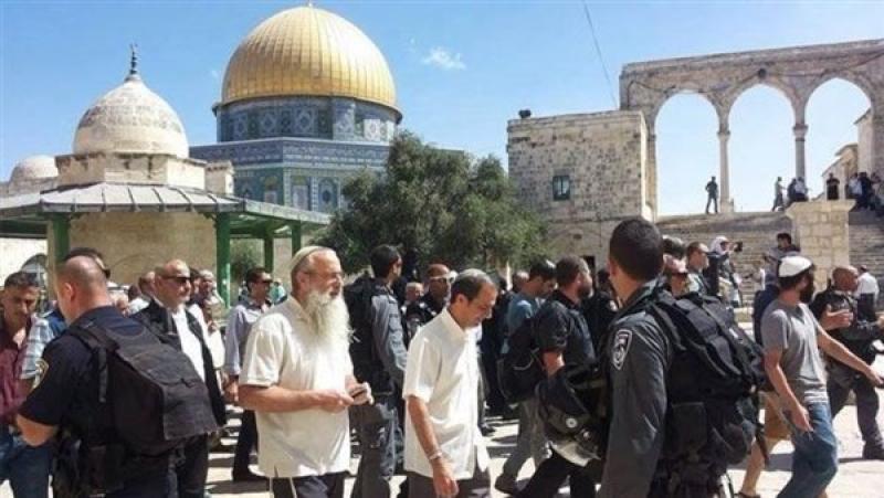 قوات الاحتلال في المسجد الأقصي