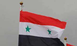 فصائل مسلحة تستهدف قاعدة ...