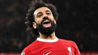 إعلامي يحسم موقف محمد صلاح...