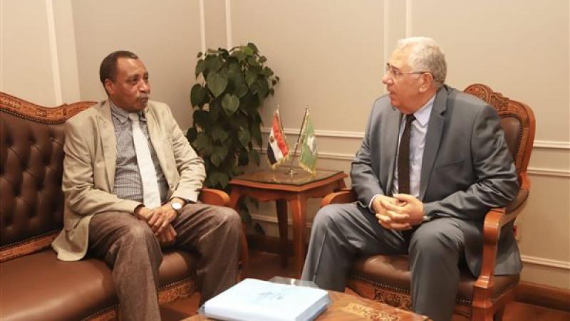 وزير الزراعة ورئيس المنظمة العربية للتنمية