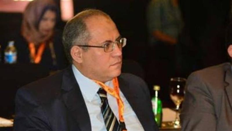 الدكتور إبراهيم الزيات عضو مجلس النقابة العامة لأطباء مصر