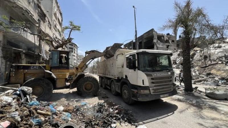 جمع النفايات بغزة