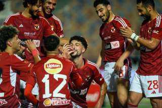 الأهلي يفوز بالدوري قبل نهايته...
