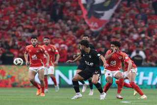 الزمالك يتوج بكأس السوبر الافريقى...