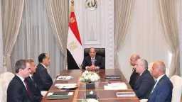 الرئيس السيسي..يشيد بدور الإعلام المصرى