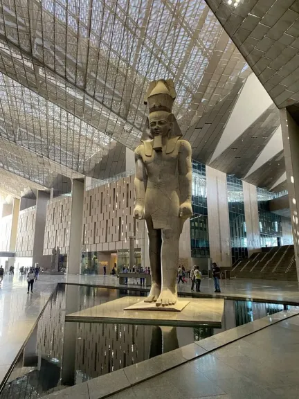 المتحف المصري الكبير