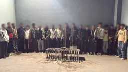 القبض على 20 شخصًا إثر...