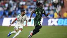 نيجيريا تضرب بقوة وتعبر الجزائر...