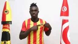 الأهلي يفتح خط مفاوضات مع...