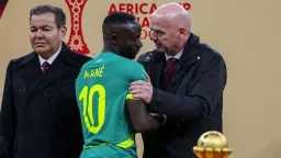 فيفا يفتح النار علي منتخب...