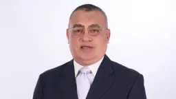 الكاتب الصحفي محمد حلمي يهنئ...