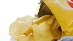 ”كيس شيبس“ ينهي حياة أربعيني...