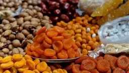 شعبة العطارين.. ارتفاع إنتاج الزبيب...